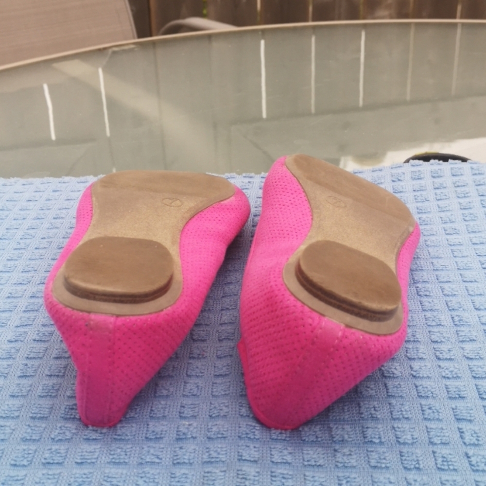 Shoes - Picture 3 of 3